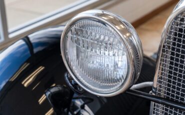 Ford-Model-a-1931-Gray-Black-Brown-4
