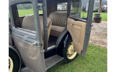 Ford-Model-a-1931-Gray-and-Black-Grey-Mohair-3