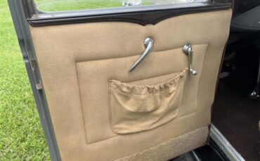 Ford-Model-a-1931-Gray-and-Black-Grey-Mohair-7