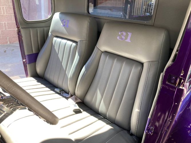 Ford-Model-a-1931-Purple-7