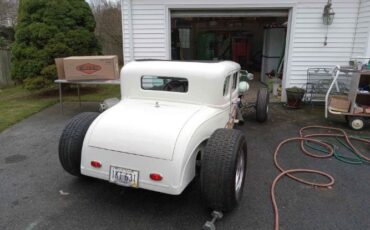 Ford-Model-a-1931-White-3