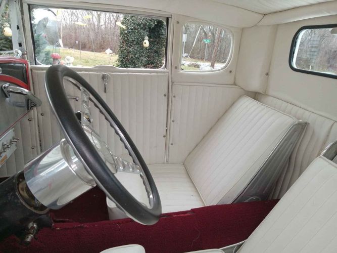Ford-Model-a-1931-White-5