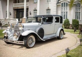 Ford-Model-a-1931-White-Black-3