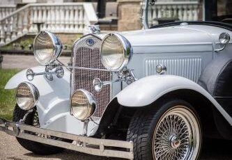 Ford-Model-a-1931-White-Black-5