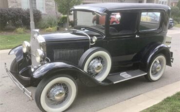 Ford-Model-a-1931-blackjaguar-blue-Blue