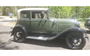 Ford-Model-a-1931-two-tone-green-brown-bedford-cloth-1