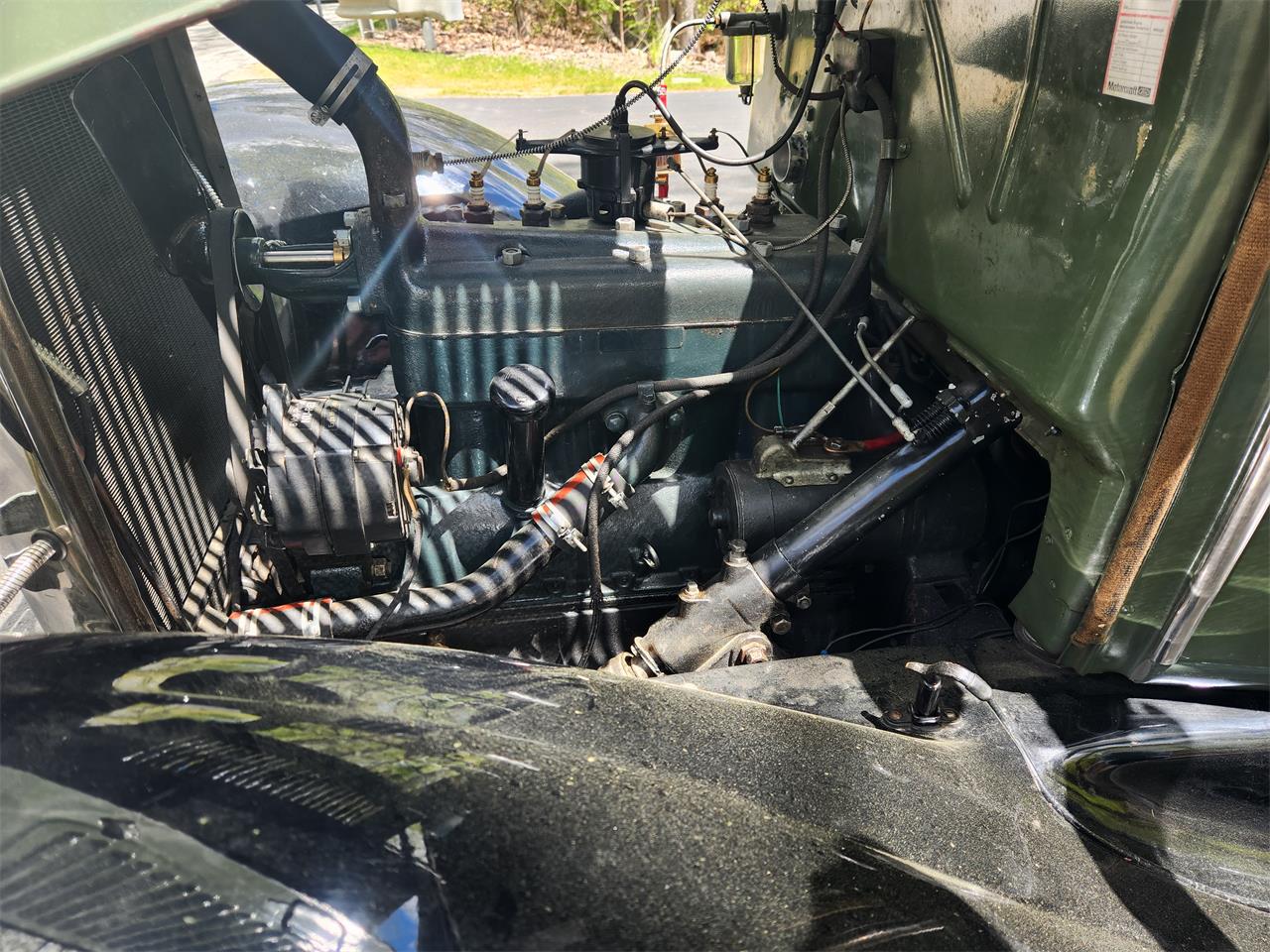 Ford-Model-a-1931-two-tone-green-brown-bedford-cloth-11