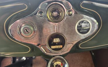Ford-Model-a-1931-two-tone-green-brown-bedford-cloth-5