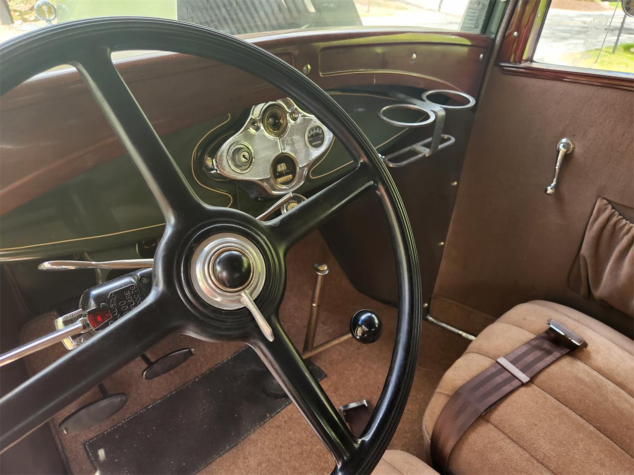 Ford-Model-a-1931-two-tone-green-brown-bedford-cloth-7