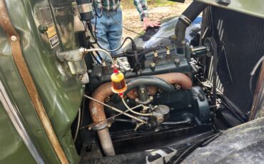 Ford-Model-a-1931-two-tone-green-brown-bedford-cloth-9