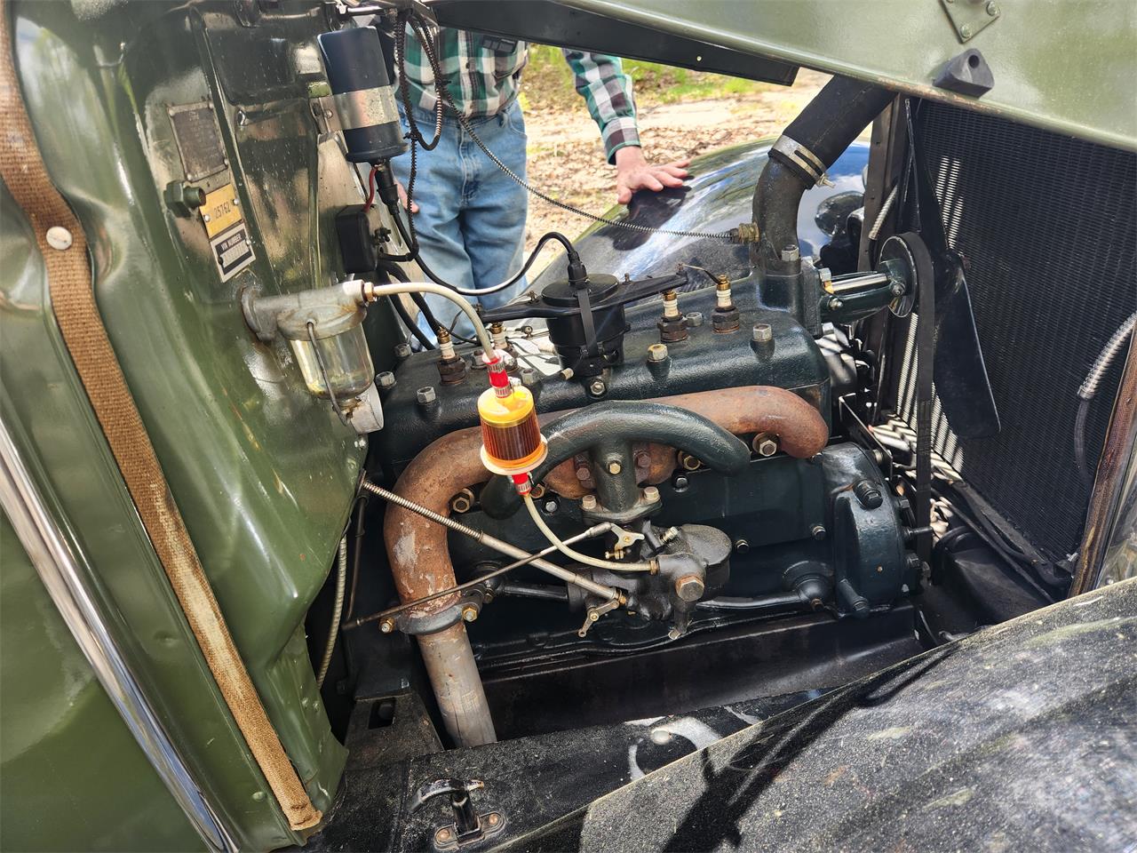 Ford-Model-a-1931-two-tone-green-brown-bedford-cloth-9