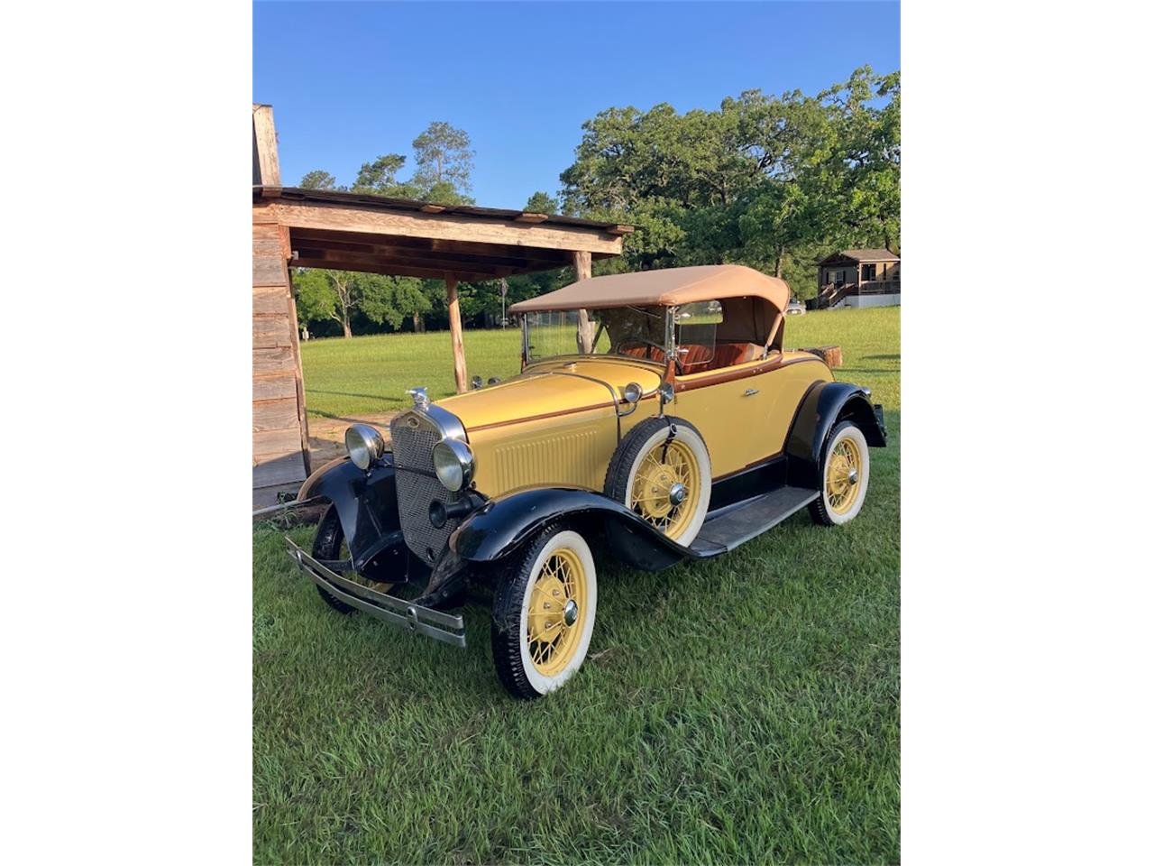 Ford-Model-a-roadster-1931-Yellow-Brown-4