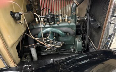 Ford-Model-a-roadster-1931-tan-w-black-fenders-Brown-12