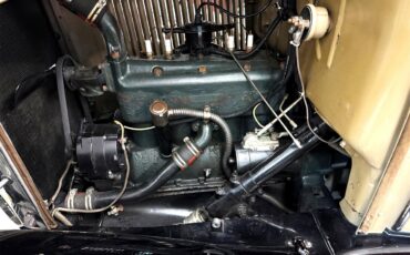 Ford-Model-a-roadster-1931-tan-w-black-fenders-Brown-13