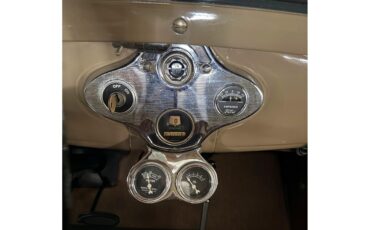 Ford-Model-a-roadster-1931-tan-w-black-fenders-Brown-9
