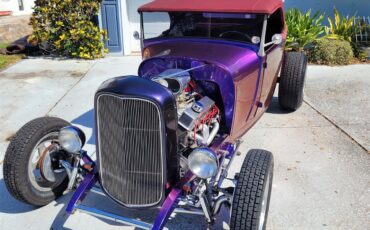 Ford-Model-a-roadster-1932-Chameleon-Red-10