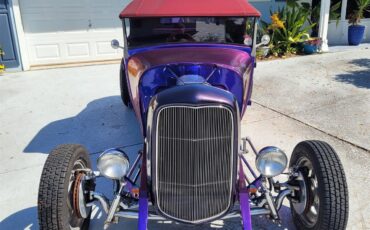 Ford-Model-a-roadster-1932-Chameleon-Red-12