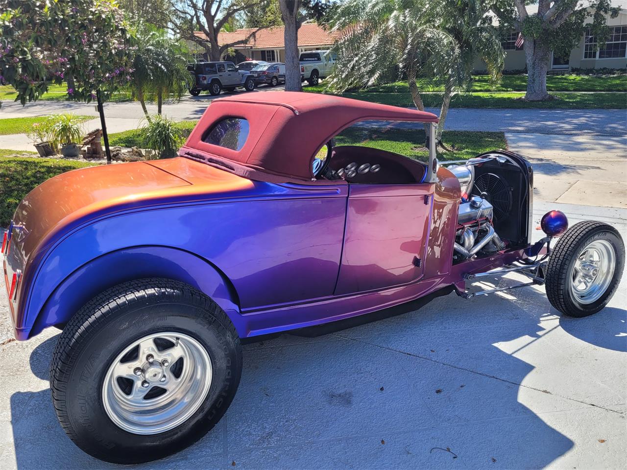 Ford-Model-a-roadster-1932-Chameleon-Red-16