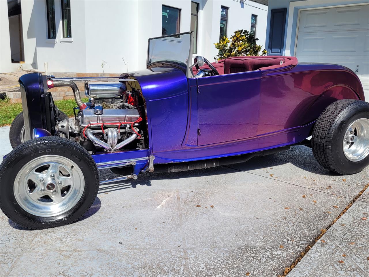 Ford-Model-a-roadster-1932-Chameleon-Red-7