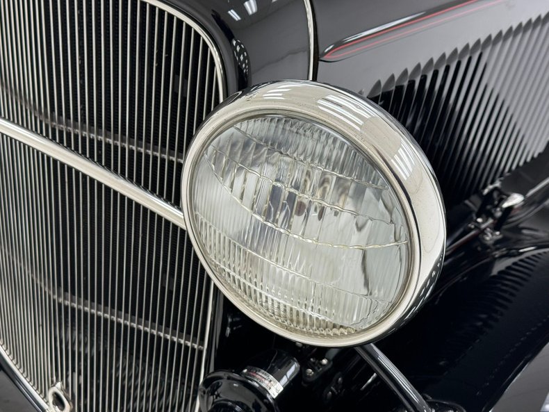 Ford-Model-b-1932-Black-Coffee-14
