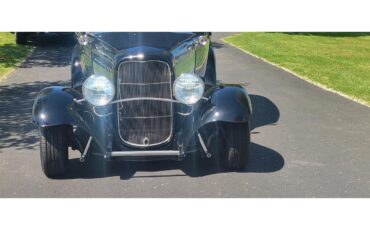 Ford-Model-b-1932-Black-TanBurg-5