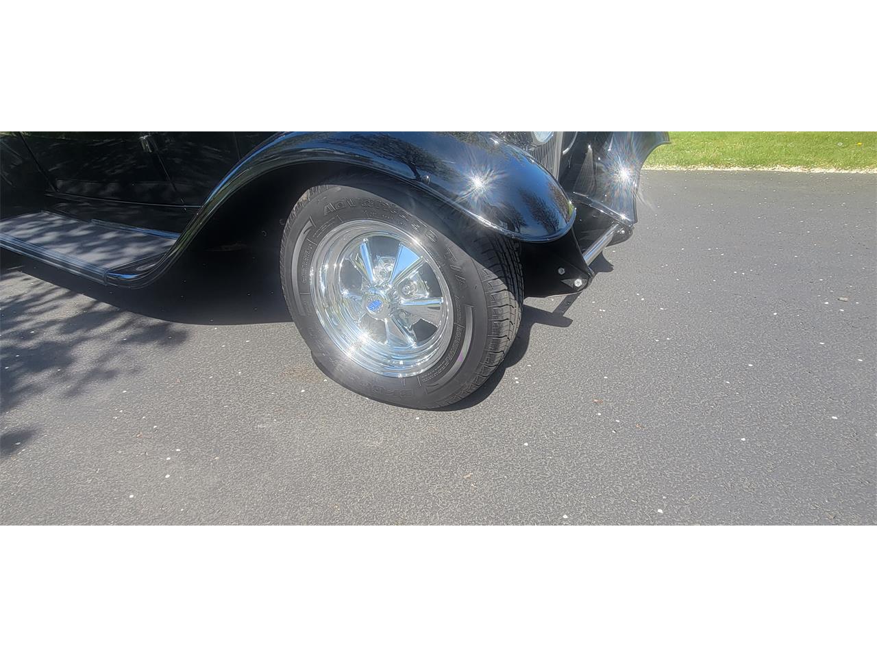 Ford-Model-b-1932-Black-TanBurg-9