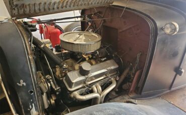 Ford-Model-b-1932-Gray-Tan-2