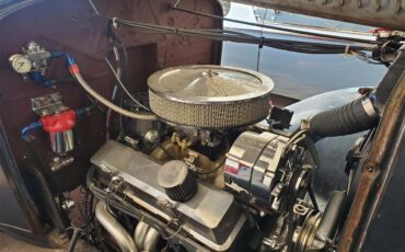 Ford-Model-b-1932-Gray-Tan-3