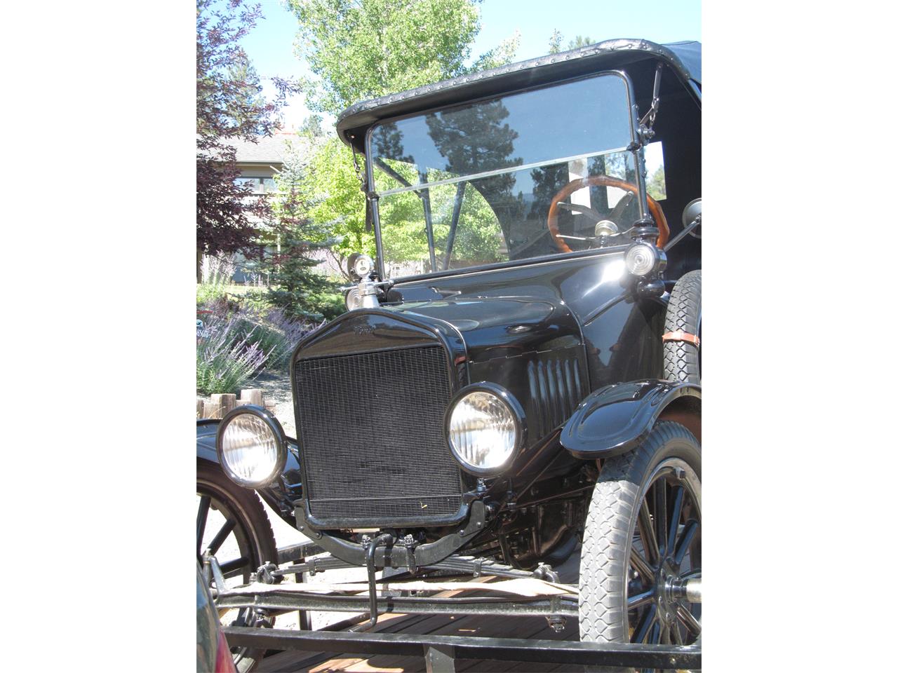 Ford-Model-t-1920-black-black-1