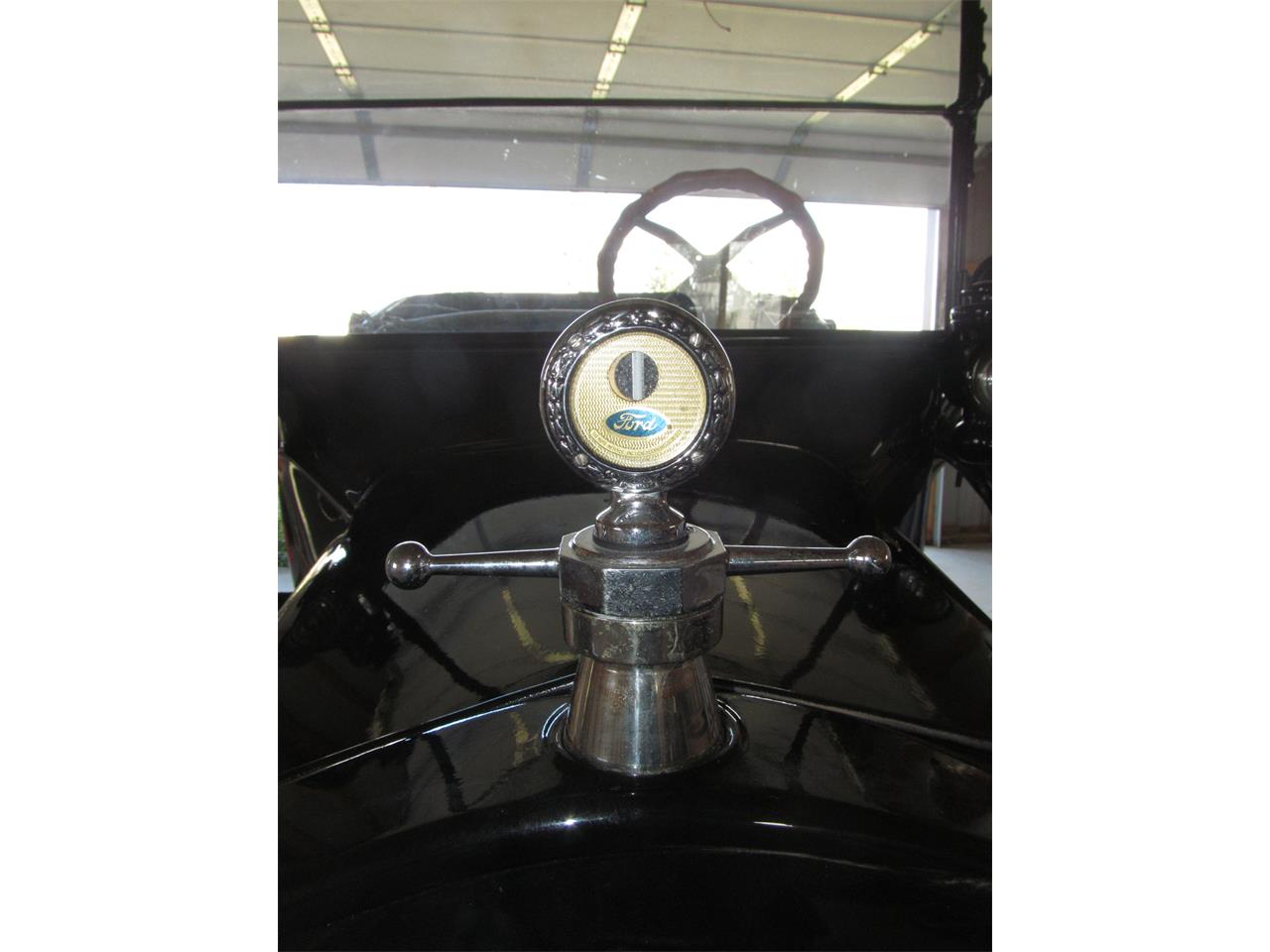 Ford-Model-t-1920-black-black-2