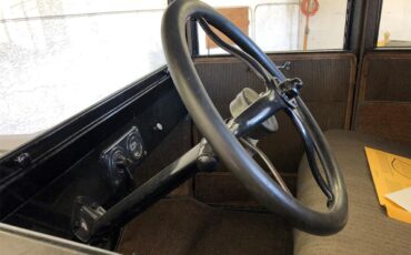 Ford-Model-t-1922-Black-Brown-7