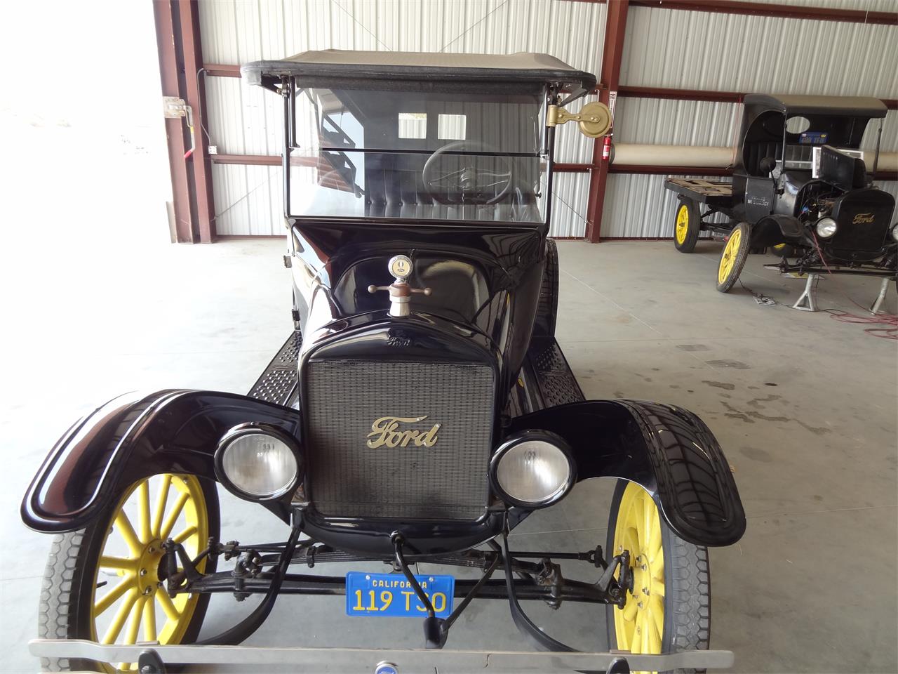 Ford-Model-t-1924-BLACK-BLACK-7