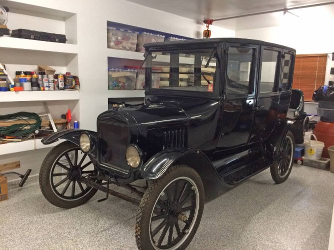 Ford-Model-t-1924-Black-13