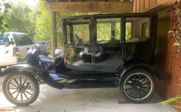 Ford-Model-t-1924-Black-17