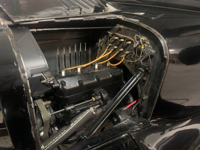 Ford-Model-t-1924-Black-19