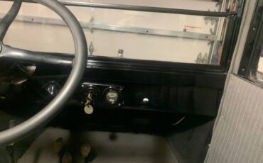 Ford-Model-t-1924-Black-7