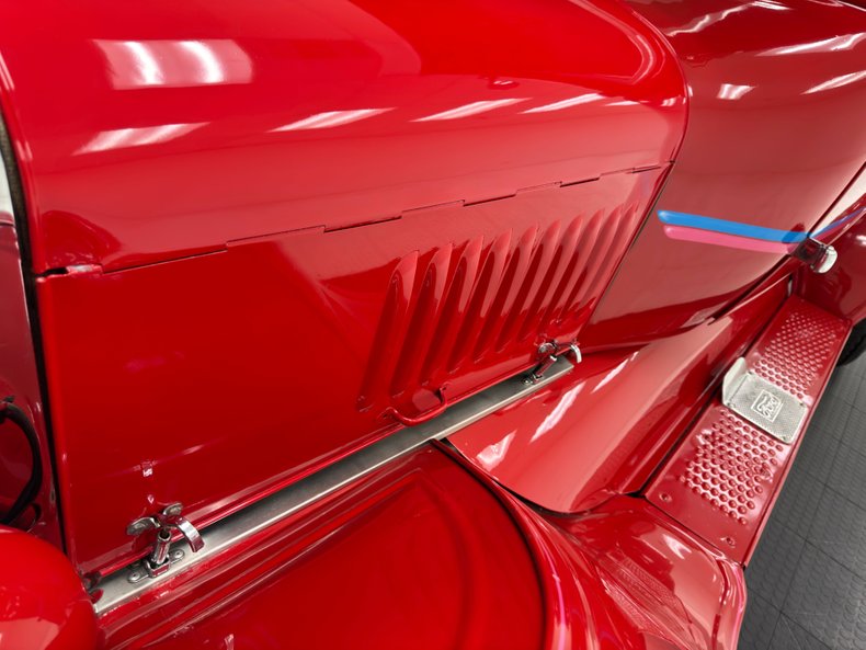 Ford-Model-t-1925-Red-Saddle-10