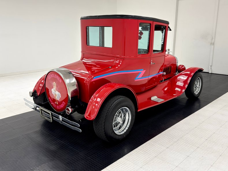 Ford-Model-t-1925-Red-Saddle-2