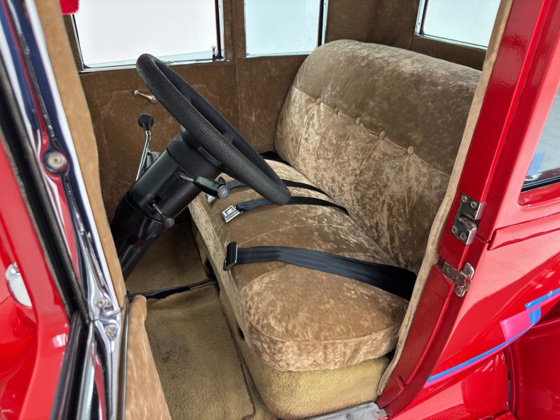 Ford-Model-t-1925-Red-Saddle-30