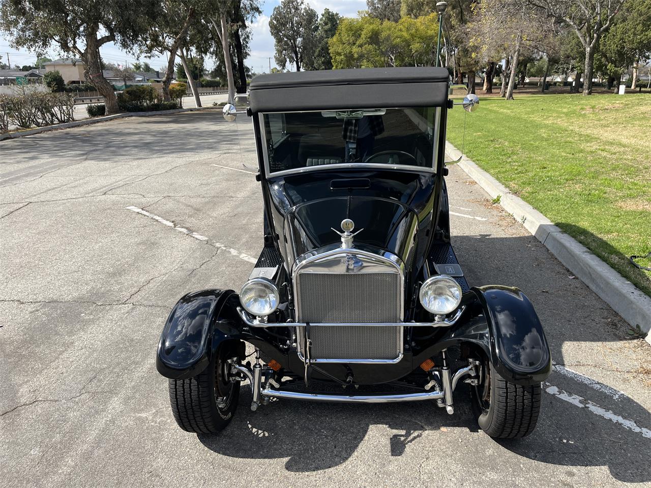 Ford-Model-t-1926-Black-Gray-amp-Black-1