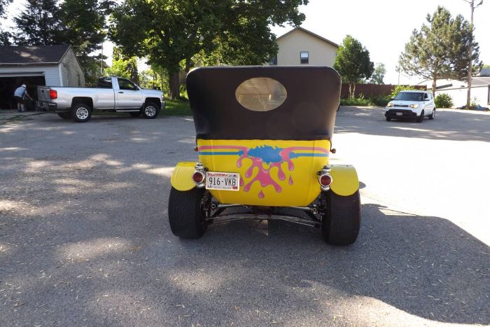 Ford-Model-t-1929-Yellow-4