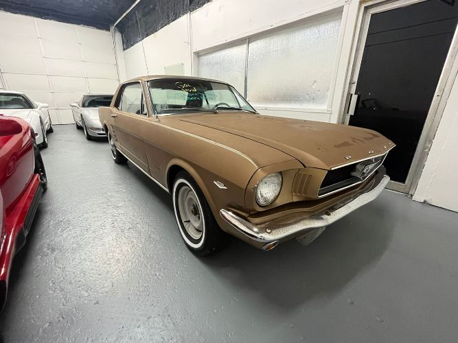 Ford-Mustang-1964-3