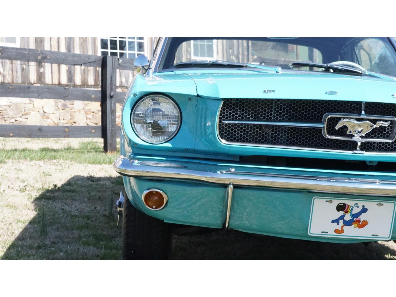 Ford-Mustang-1964-Pagoda-Green-White-19
