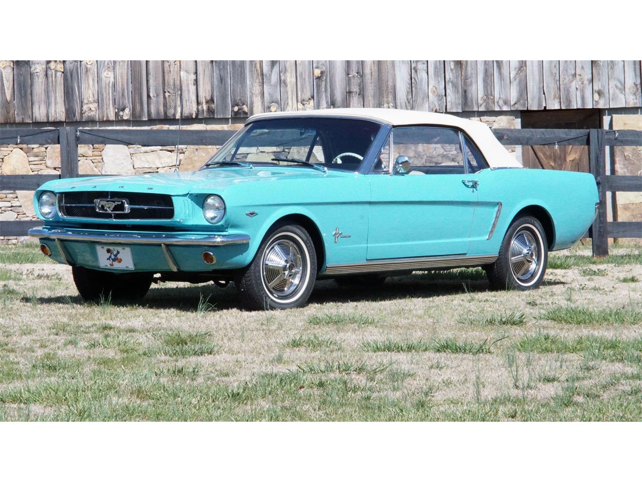 Ford-Mustang-1964-Pagoda-Green-White-2