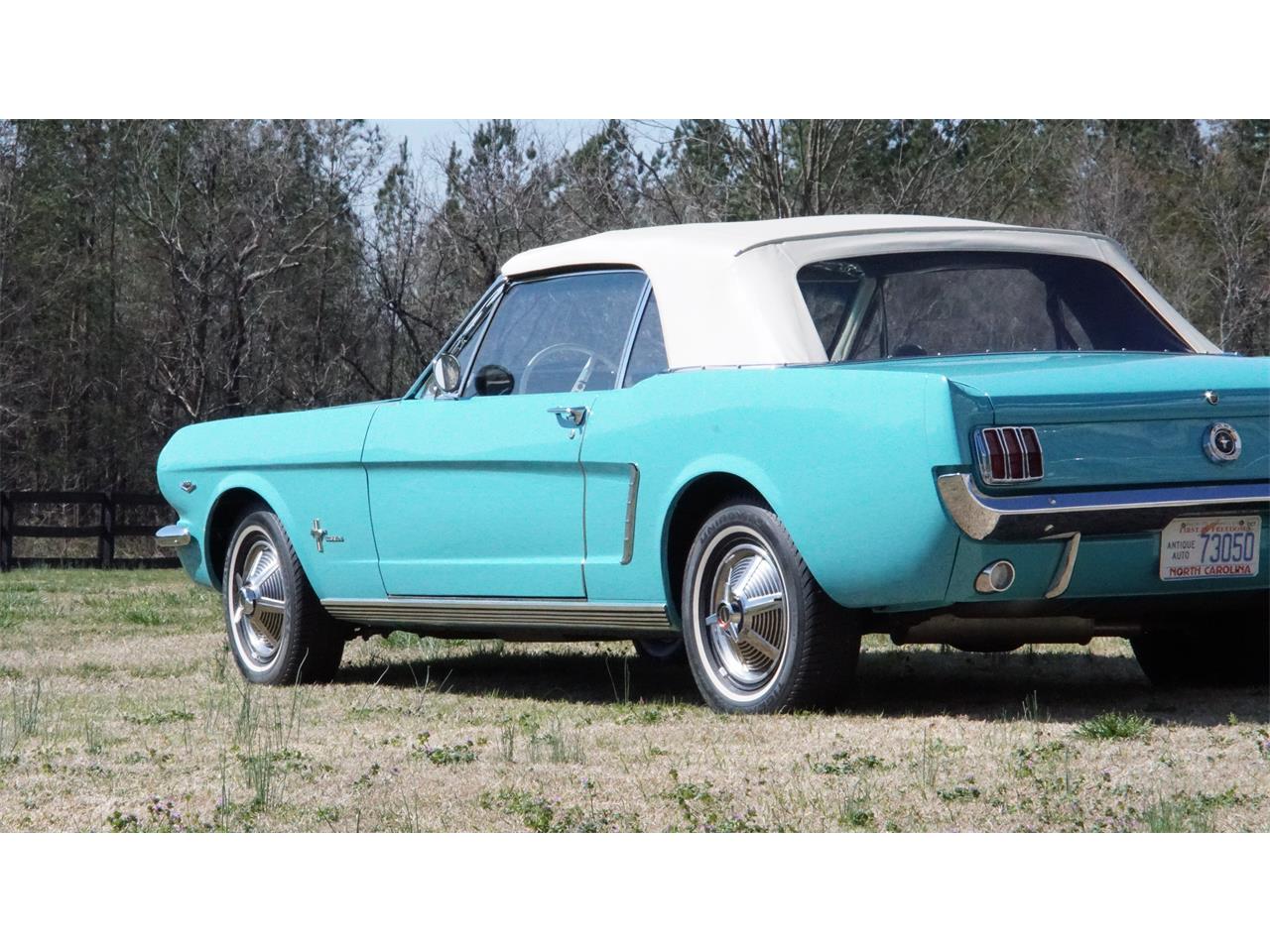 Ford-Mustang-1964-Pagoda-Green-White-26