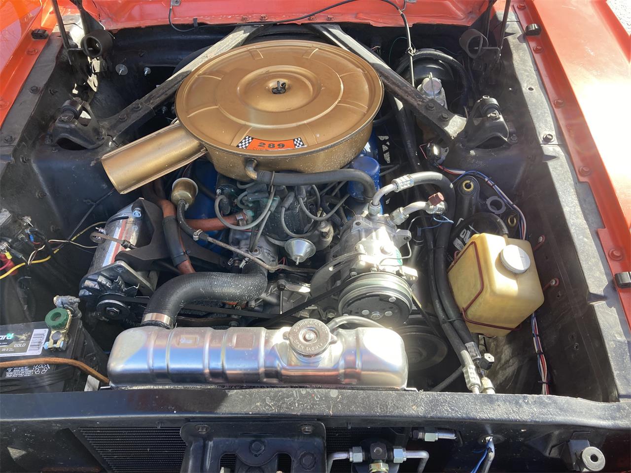 Ford-Mustang-1964-Poppy-Red-White