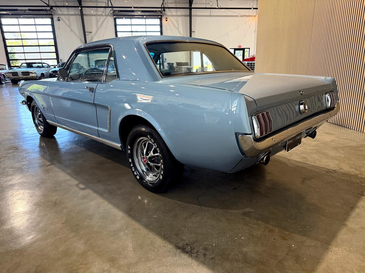 Ford-Mustang-1965-American-Muscle-Car-18