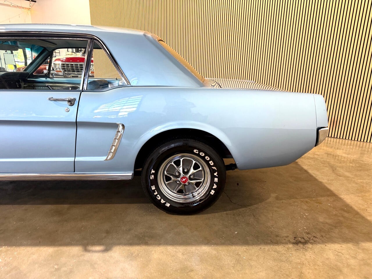 Ford-Mustang-1965-American-Muscle-Car-23