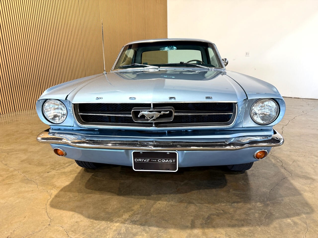 Ford-Mustang-1965-American-Muscle-Car-8
