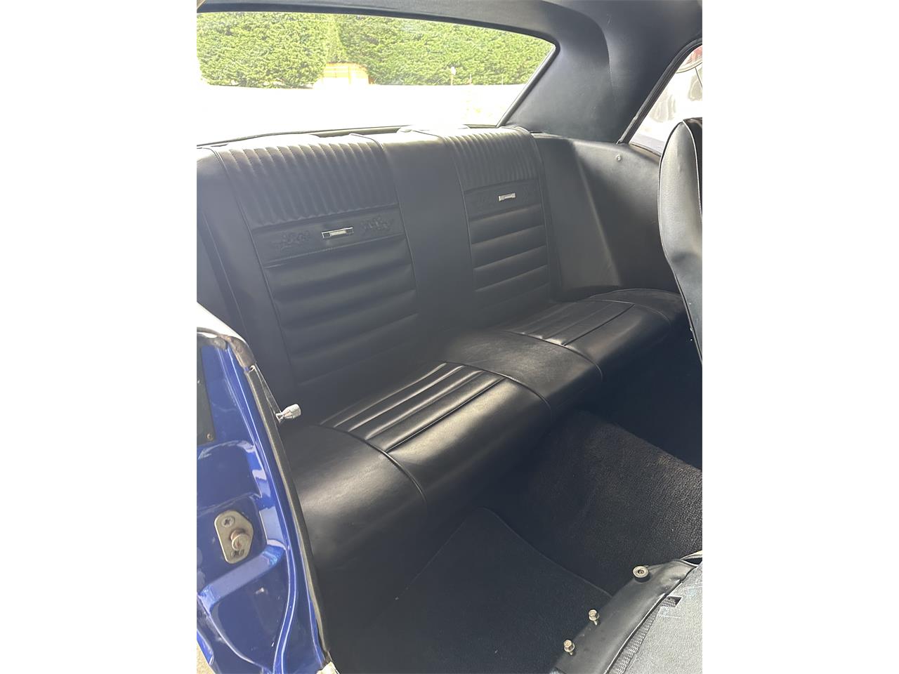 Ford-Mustang-1965-Azure-Blue-Black-12